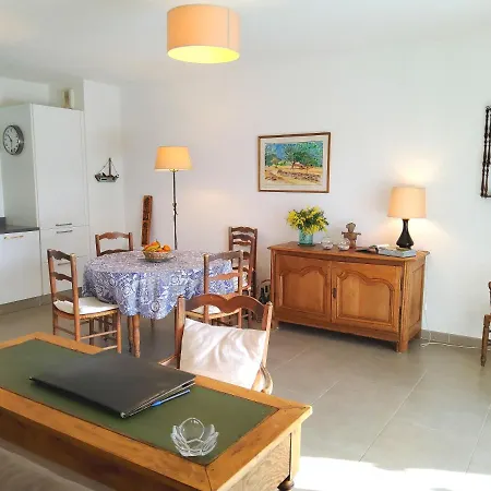 Oxygene Apartment